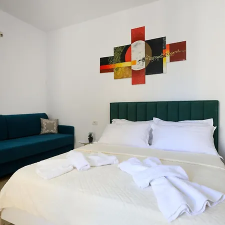 Berat Central Studio Apartment