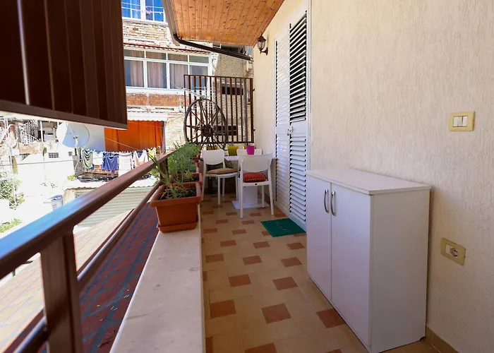 Berat Central Studio 培拉特